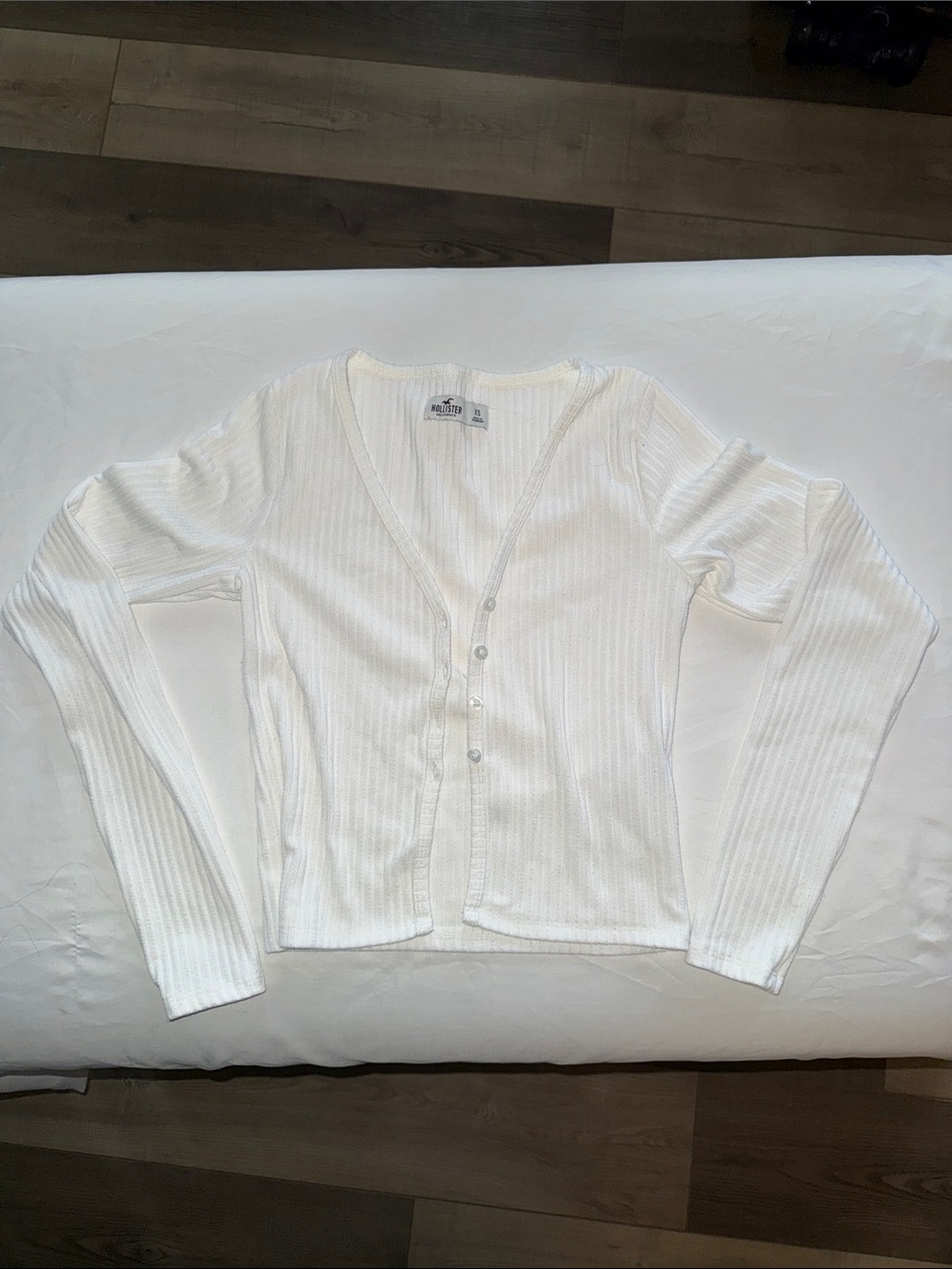 Hollister White Ribbed V-Neck Cardigan